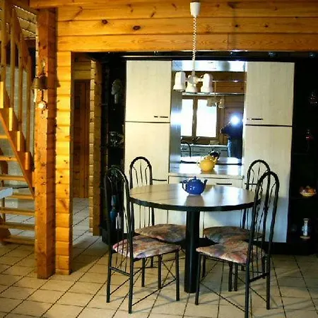 Hébergement de vacances Locations *